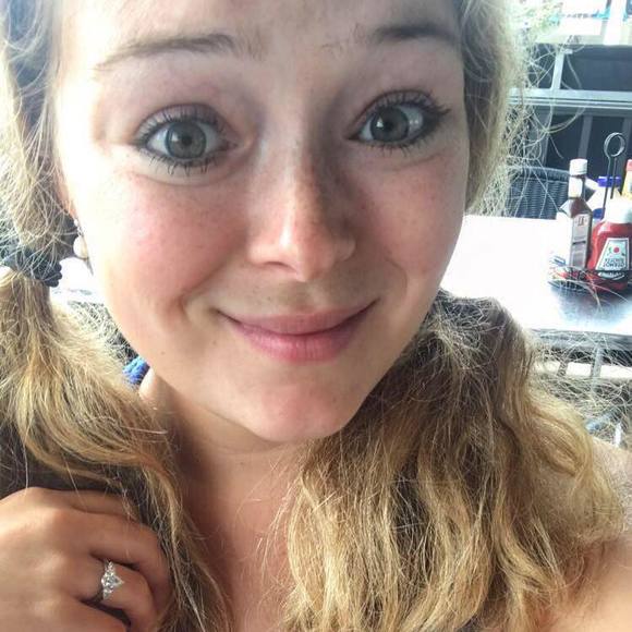 victoriabell211